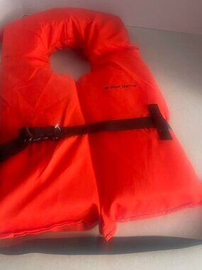 West Marine Universal Life Jacket (Chest-30-52") Near Shore Buoyant Vest Type 2